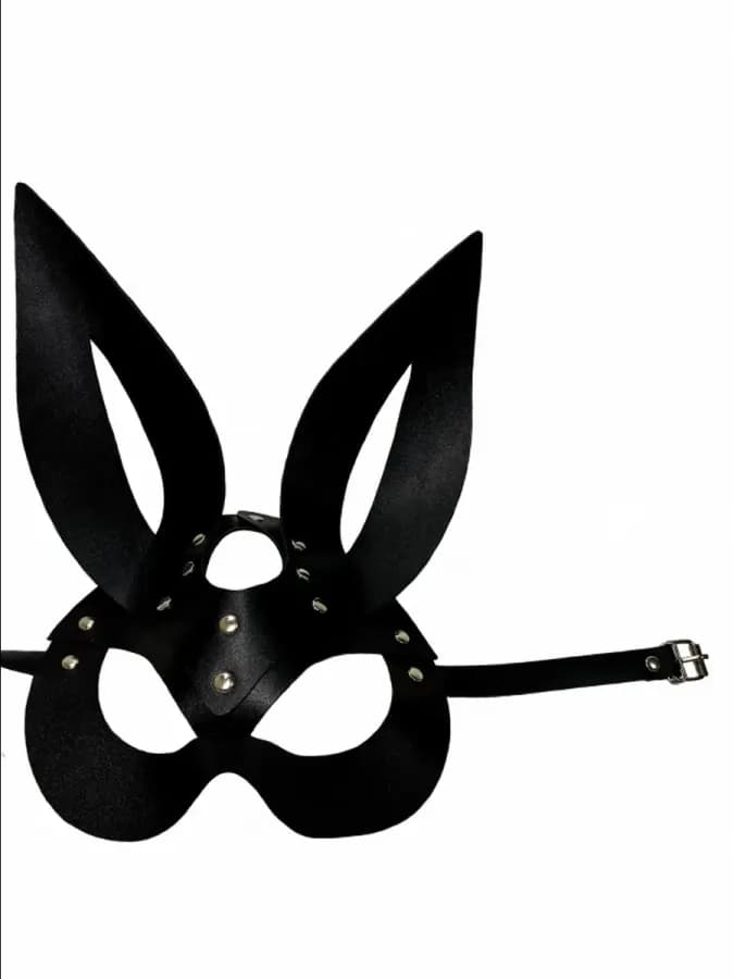 Маска зайца Miss Bunny черная кожа металл