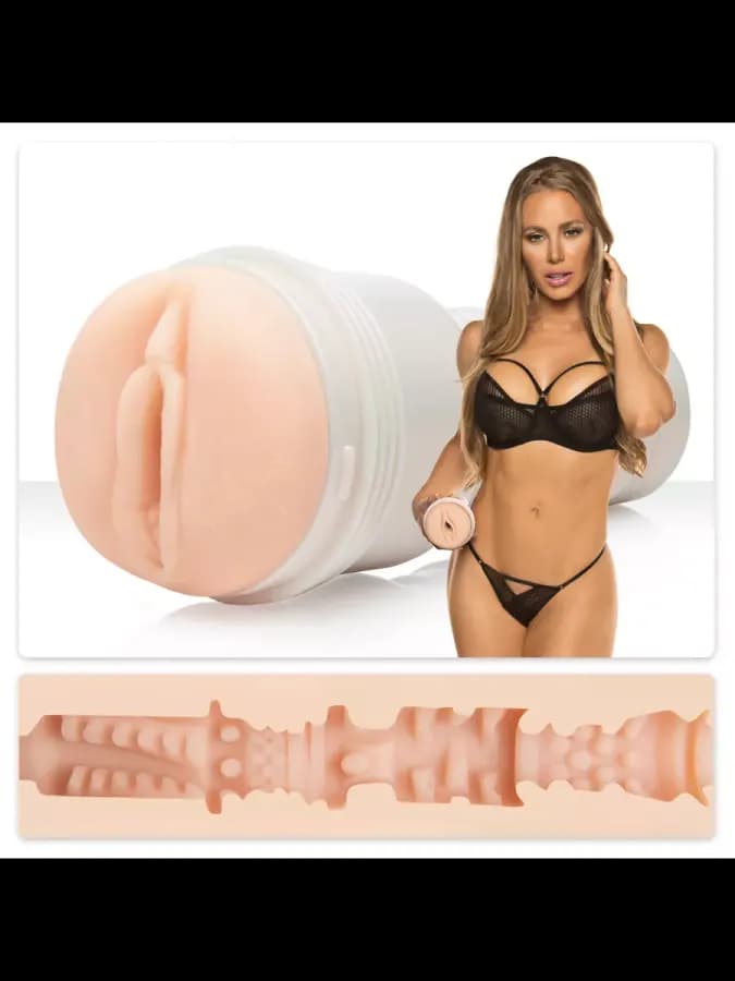 FLESHLIGHT SIGNATURE Мастурбатор Nicole Aniston Fit, вагина