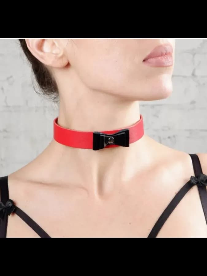 Чокер с черным бантом Sitabella красный кожа — фото 2